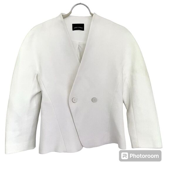 Judith & Charles White Two Button Blazer - Picture 4 of 6